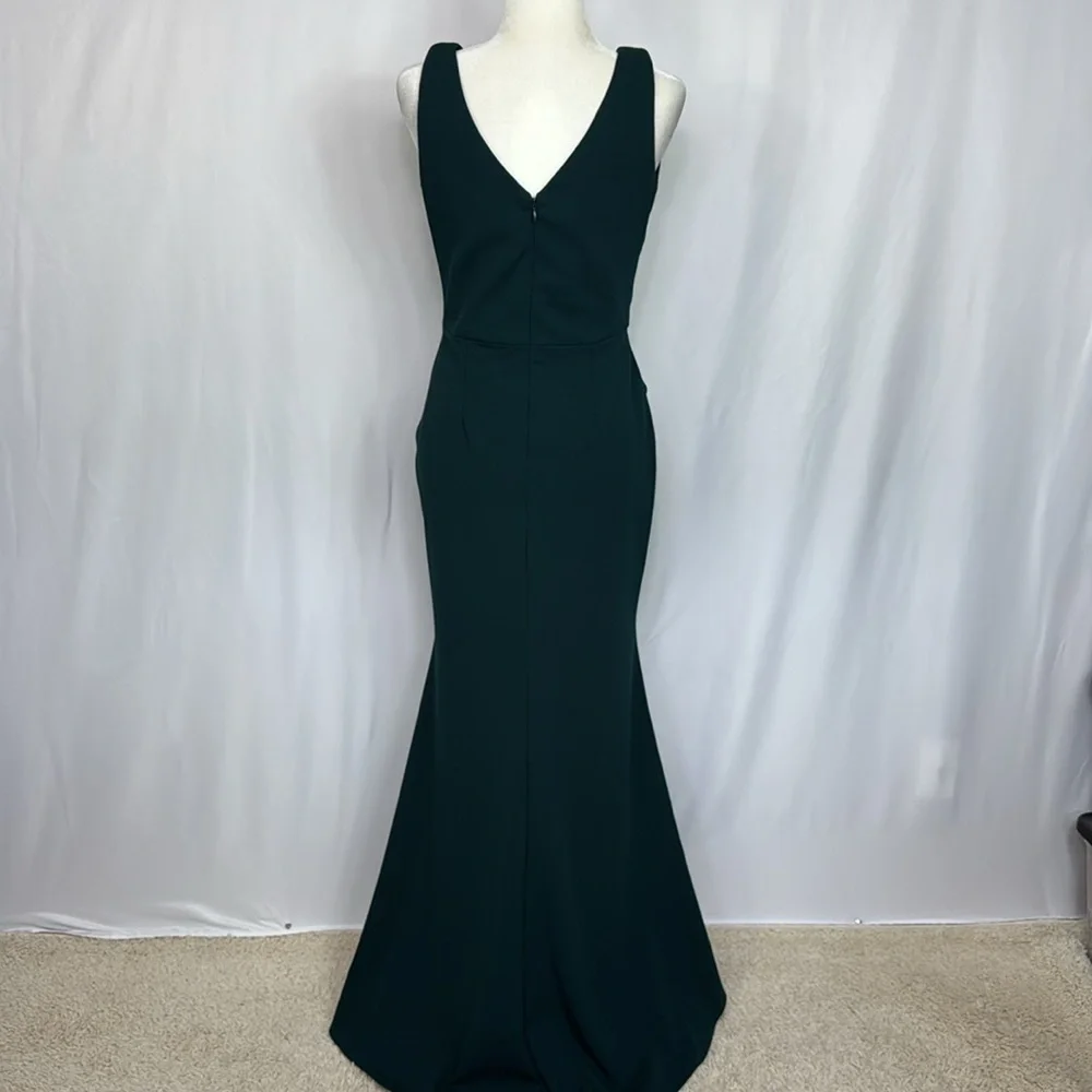 Betsy and Adam Christine Scuba Crepe Ruffled‎ Bow Gown Dress Size 10 Green